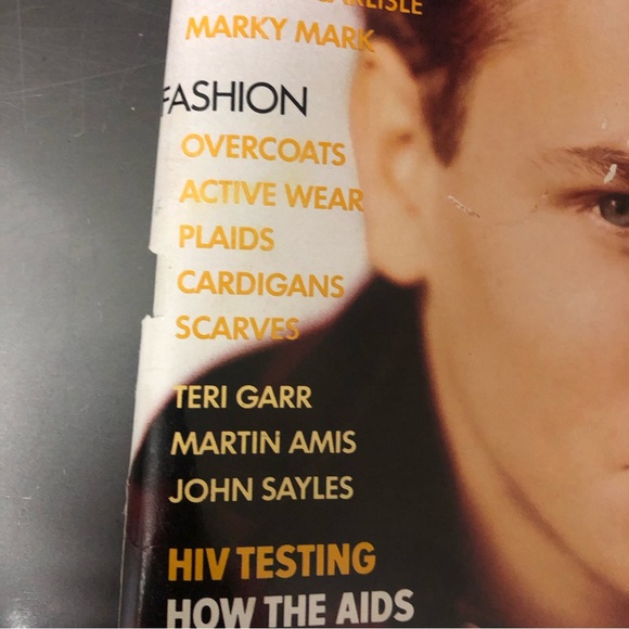 Detail’s Magazine November 1991 Featuring River Phoenix & more - Picture 6 of 8